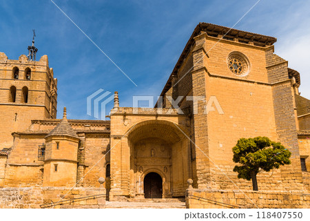 Exterior view of the Church of Saint John Baptist in Santoyo in Palencia Exterior view of the Church of Saint John Baptist in Santoyo in Palencia 118407550