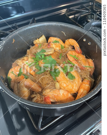 fire in the pan 118409365