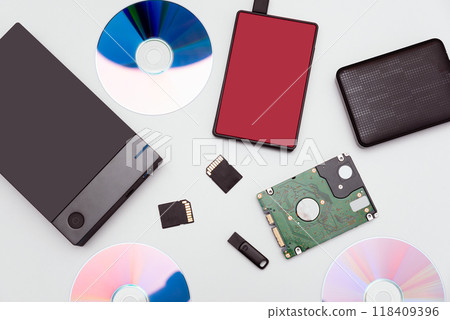 Multiple storage devices, pendrive, memory cards Multiple storage devices, pendrive, memory cards 118409396
