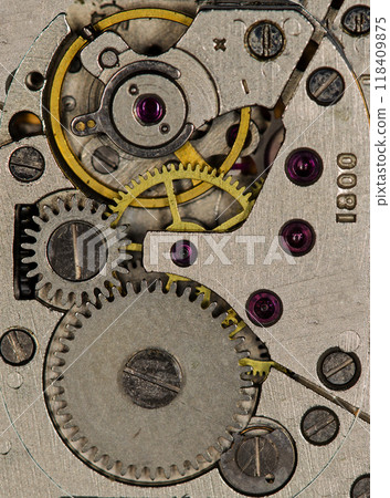 old clockwork, metal gears close up 118409875