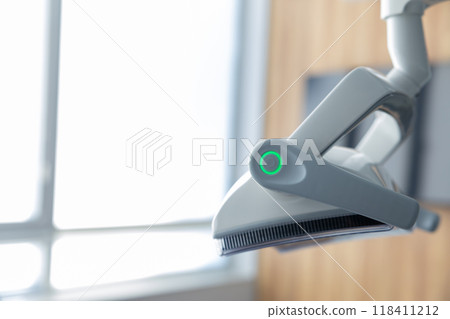 Dental instruments in the doctor's office 118411212