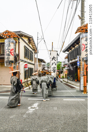 Autumn Takayama Festival: Oshinko (pilgrimage, festival procession) 118411605