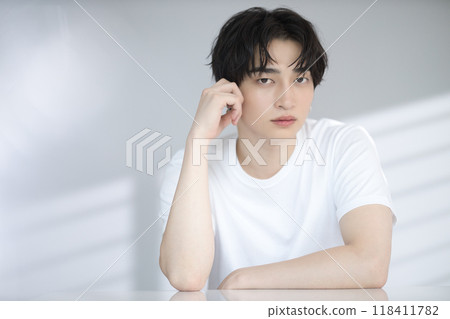20多歲男性的美容 20多歲男性的美容 118411782