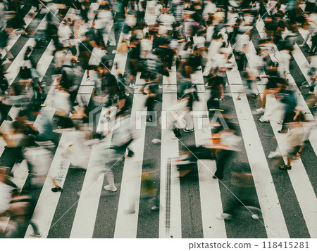 People walking and moving at the intersection Business Long exposure 118415281