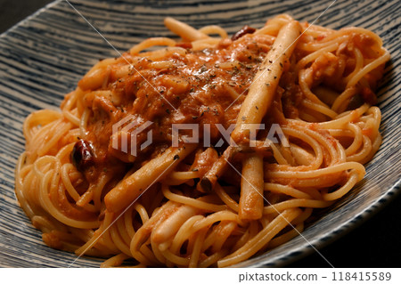Kinoko tomato sauce pasta Kinoko tomato sauce pasta 118415589