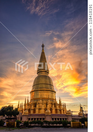 The pagoda is named Phra Mahathat Chedi Si Wiang Chai located in Li District, Lamphun Province, Thailand. 118418191