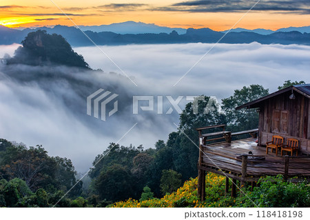 Morning mist viewpoint Baan Jabo, the most favourite place for tourist in Mae Hong Son,Thailand 118418198