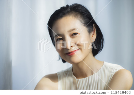 中年女性美麗形象 中年女性美麗形象 118419403