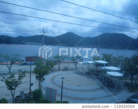 Tongyeong-si, Gyeongsangnam-do, South Korea - September 15, 2024: Enjoyable lunch with the family at an Italian restaurant with a great sea view. 118420504