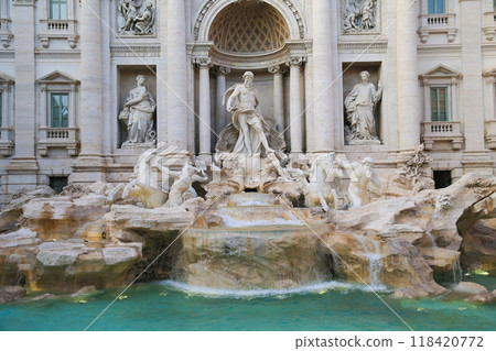 Trevi Fountain in Rome, Italy Trevi Fountain in Rome, Italy 118420772