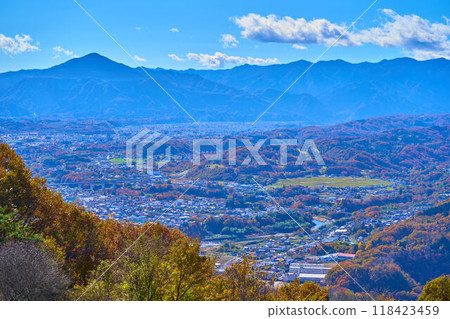 View of the south side from near Hodosancho Ropeway Station in Chichibu, Saitama Prefecture in autumn (Mt. Buko, Mt. Tenmoku, Mt. Ohira, Minano Town, etc.) 118423459