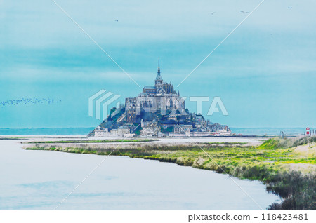 France Mont-Saint-Michel 118423481
