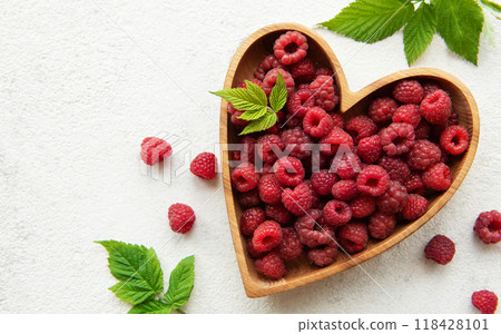 Fresh organic ripe raspberry 118428101