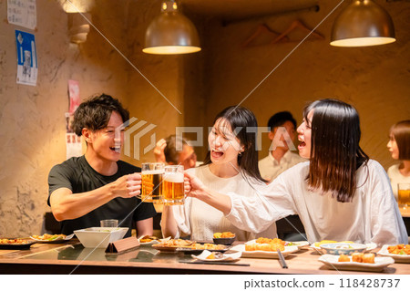 Izakaya/Drinking Party 118428737