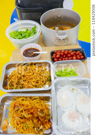 兒童食堂圖片 兒童食堂圖片 118429506