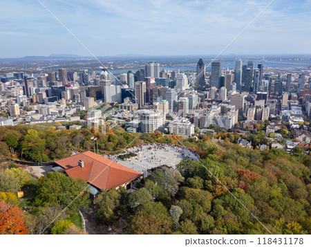 Aerial view Downtown Montreal city skyline panorama in autumn. Mount Royal Chalet, Kondiaronk Belvedere lookout square. Quebec, Canada. 118431178