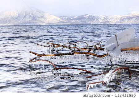 Spray ice on Lake Shikotsu, Chitose, Hokkaido [February] 118431680