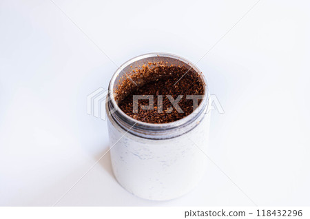Ground coffee 118432296