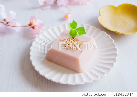 櫻花口味芝麻豆腐 118432314
