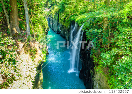 Takachiho Gorge in summer, Manai Falls, Takachiho Town, Miyazaki Prefecture 118432967