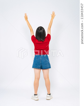 跳舞的女孩背影全身照 118433457