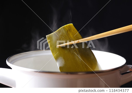 Take kelp soup stock 118434377