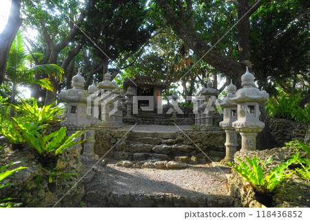 Kabira Kannon-do and stone lanterns on Ishigaki Island July Ishigaki Island 37 Kabira Kannon-do, Yaeyama Islands, Okinawa 118436852