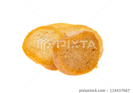 croutons isolated 118437667