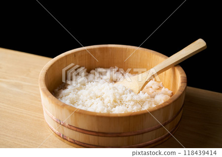 Vinegared rice mixed in a rice bowl Vinegared rice mixed in a rice bowl 118439414