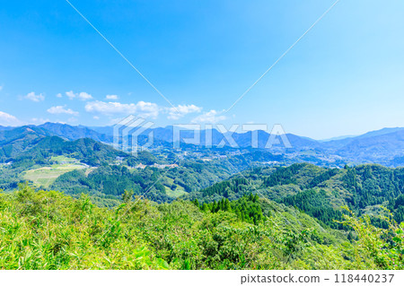 Summer view from Kunimigaoka Observatory, Takachiho Town, Miyazaki Prefecture 118440237