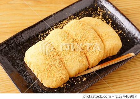 AKUKAWA mochi 118440997