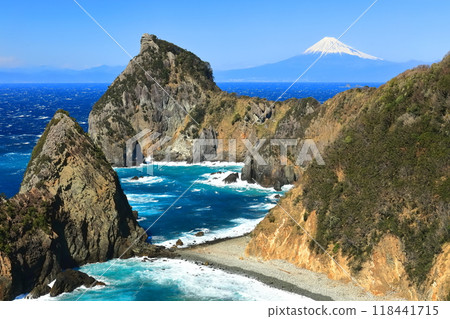 [靜岡縣]晴天時的仙岩門和富士山 118441715