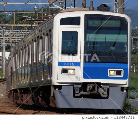 [SI] Seibu Ikebukuro Line 6000 Series Train (Rapid: Direct to Tokyo Metro Fukutoshin Line) 118442731