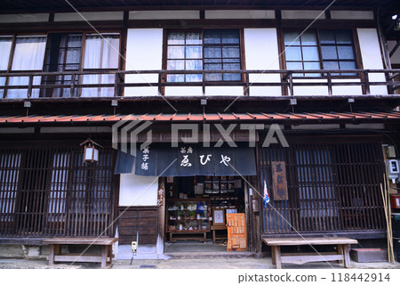 Tsumagojuku, where the old townscape has been recreated 118442914