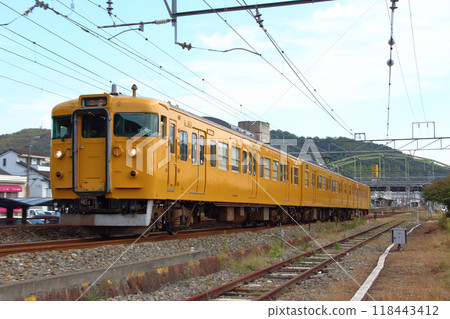 山陽幹線115系列車(岡山⇔三原) 山陽幹線115系列車(岡山⇔三原) 118443412