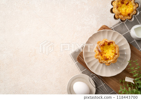 蛋塔 葡式蛋塔 酥皮 Pastel de nata egg tart エッグタルト スイーツ 118443700