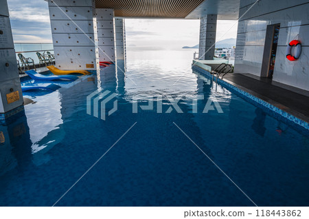 interior of luxury skyscraper hotel with a rooftop pool overlooking the sea interior of luxury skyscraper hotel with a rooftop pool overlooking the sea 118443862