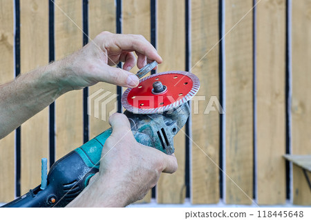 Abrasive diamond disc for cutting stone, attachment for angle grinder. 118445648