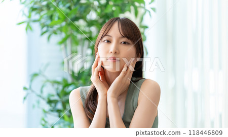 年輕女子的美麗形象 年輕女子的美麗形象 118446809