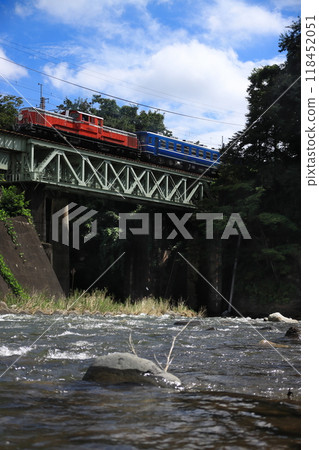 DL群馬fin10在明治時代建造的上臼井川大橋上進行最後的衝刺_攝於2024年9月15日 118452051