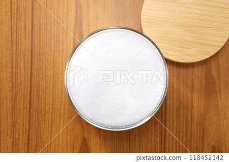 糖放入透明容器中 118452142