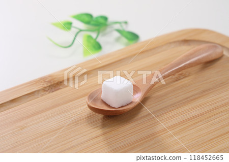 Sugar cube image 118452665