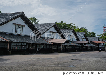 山形縣坂田市山形倉庫 118452674