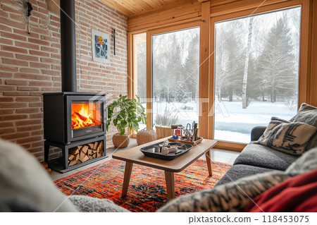 時尚的客廳配有燃木火爐,窗外可欣賞雪景 4 AI 生成的圖像 時尚的客廳配有燃木火爐,窗外可欣賞雪景 4 AI 生成的圖像 118453075