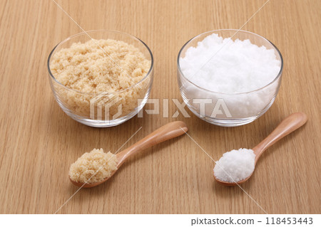 紅糖和白糖 紅糖和白糖 118453443