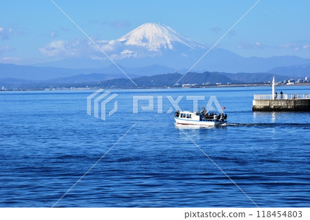 藤澤市、富士山、相模灣、遊船弁天丸 118454803