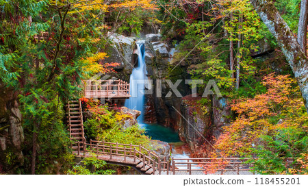 Yumori Valley (Autumn) Yumori Valley (Autumn) 118455201