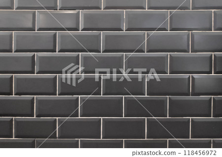 Black subway faience wall 118456972