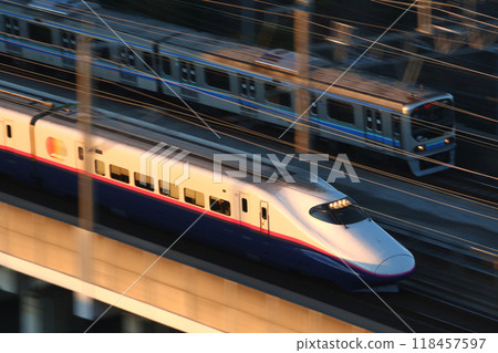 The Tohoku Shinkansen running parallel to the Saikyo Line (2011) 118457597