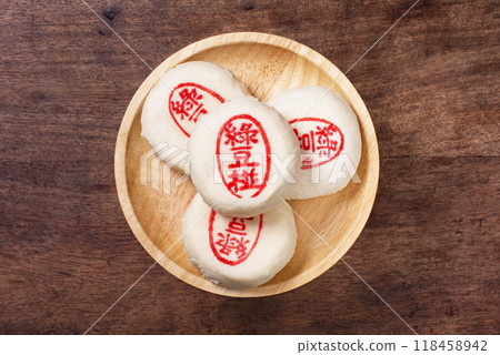 Mung bean cake Mung bean cake 118458942